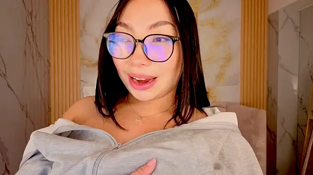 Chatroom XXX en direct de Akari_s