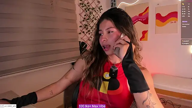 Chatroom XXX en direct de Candyxpeach