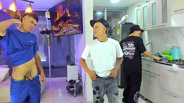 Houseofwarrios Adlı Modelin Canlı XXX Sohbeti