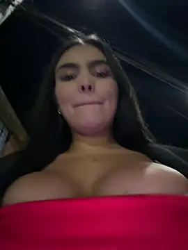 צ'אט XXX בשידור חי של Maddy_Rouse_