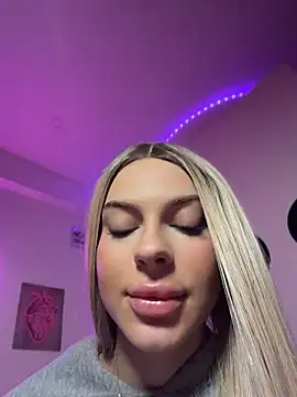 DollyRuby live XXX chat