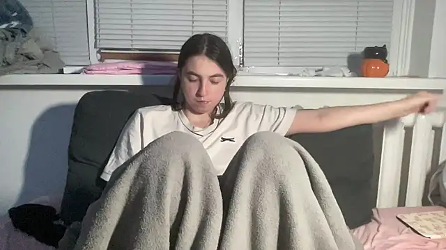 Aphr0ditee live XXX chat