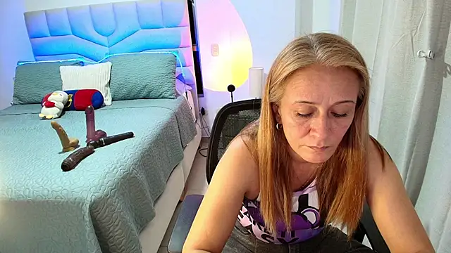 Chatroom XXX en direct de Naty_Stone