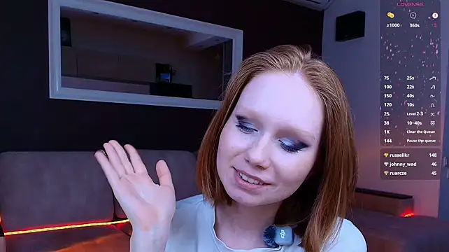 Chatroom XXX en direct de FoxyMira