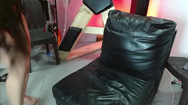 Chat XXX en directo de Eliz_bdsm