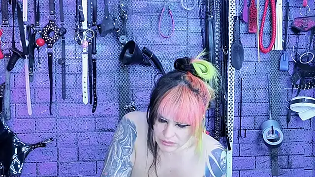 PANDORANEZZ live XXX chat