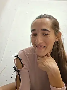 sodacherry Adlı Modelin Canlı XXX Sohbeti