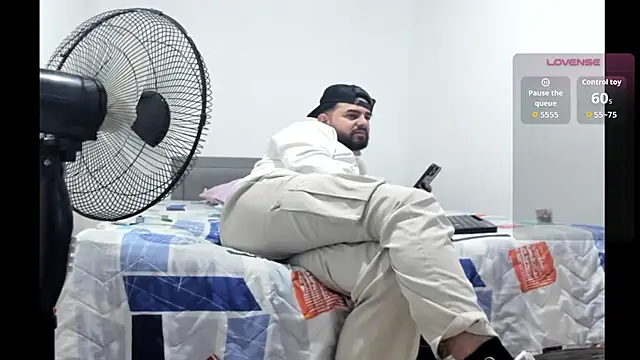 Ethan_Castellano's Live XXX Chat