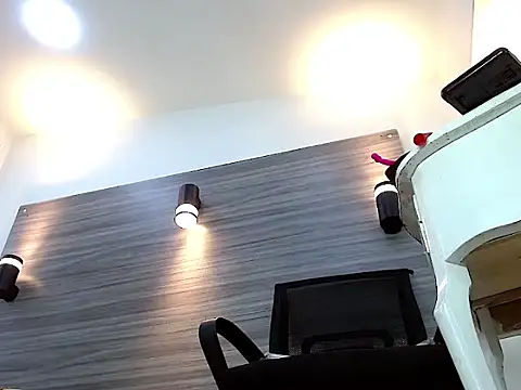 Chat +18 de DanteSeth ao vivo