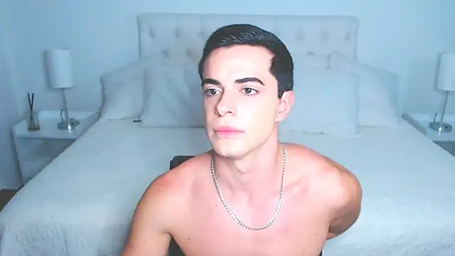 mr_hunterx élő XXX-chatje
