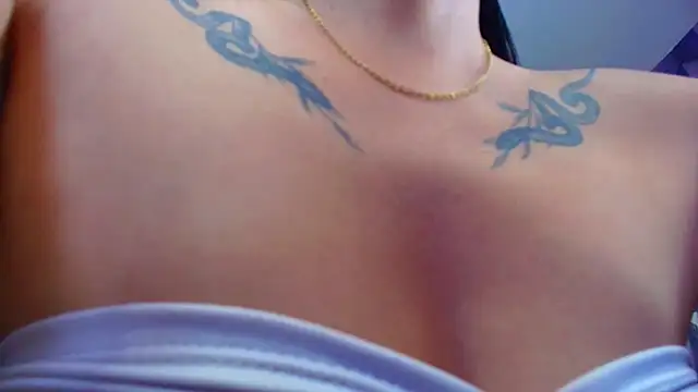 LiaHarryis' Live XXX Chat