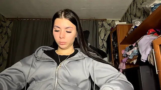 LilyMinimum live XXX chat