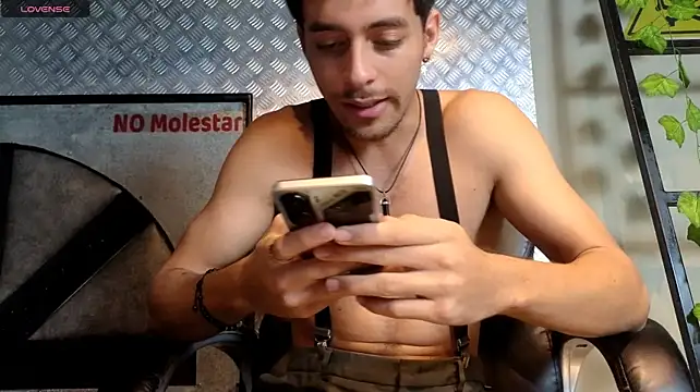 Chat XXX ao vivo de Jeey_Bee