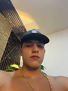 Czat XXX na żywo – Lander_Cruz