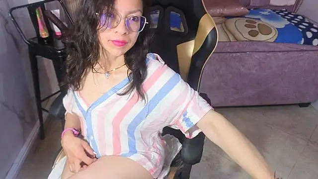 แชท XXX สดของ Sandra98_b