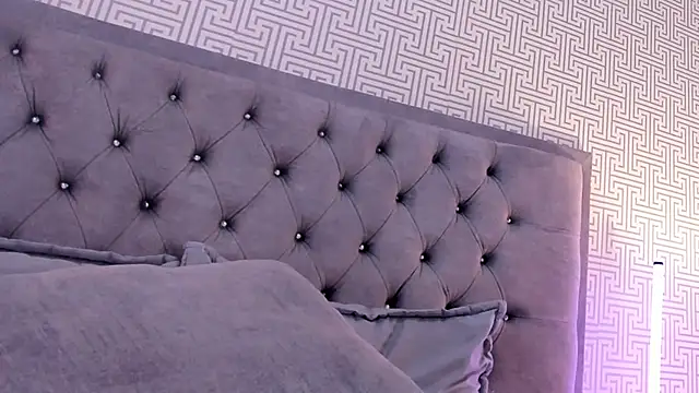 DianaRed_'s Live XXX Chat