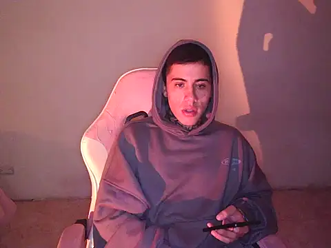 XXX chat uživo modela David_LongVibe