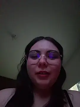 Chatroom XXX en direct de Julieth85_