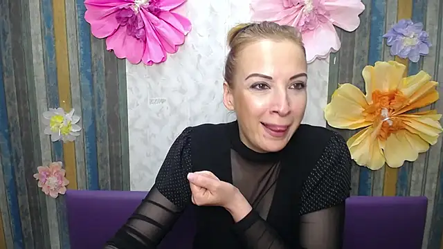 Chatroom XXX en direct de ElizabethSho