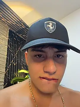 Lander_Cruz live XXX chat