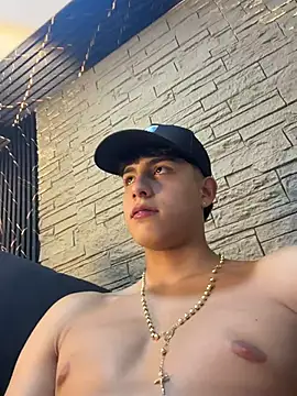 Lander_Cruz élő XXX-chatje