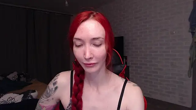 Chatroom XXX en direct de Roxy_Silver