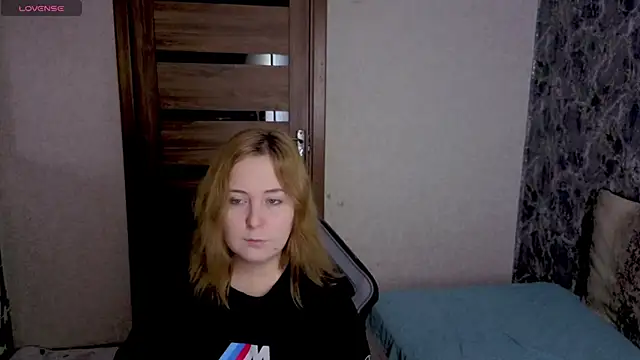Kristy-Max Chat XXX live