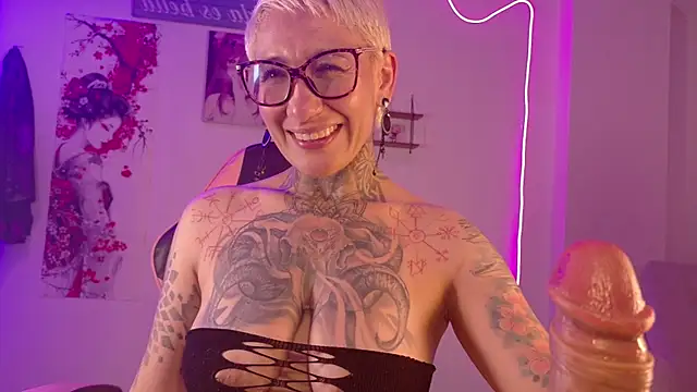 Everlyn_Sex Live XXX Chat