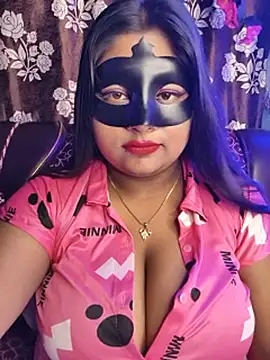 Miss--Naina live XXX chat