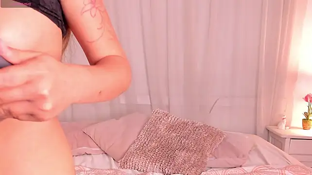 دردشة EmmaCoollins الجنسية المباشرة