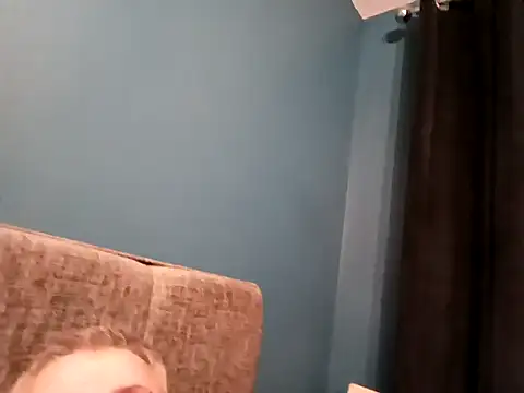 XXX chat uživo modela chomesis