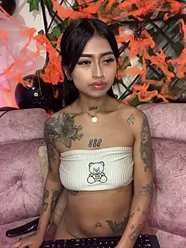 Dirty_isabella18 live XXX chat