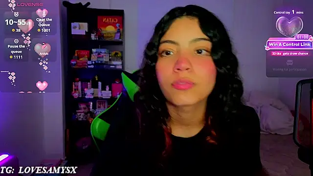 Chatroom XXX en direct de Lovelyamyy