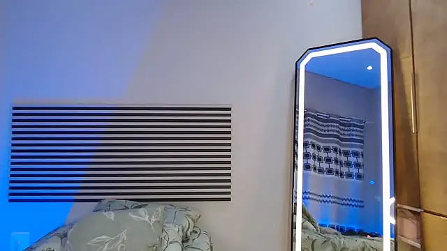 Chat XXX Live _MoniqueLovay_