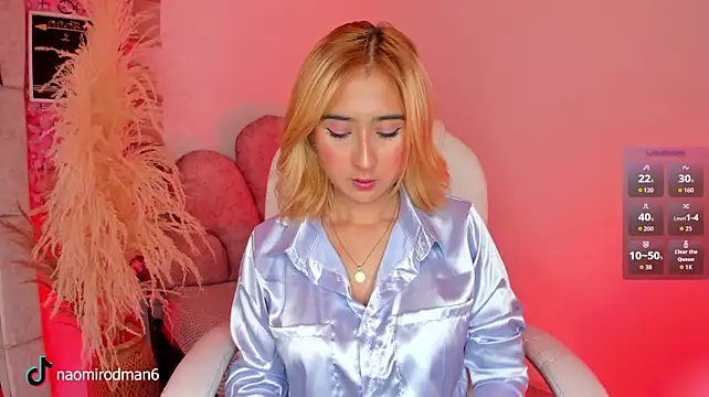 Chatroom XXX en direct de Naomii_Rodman_