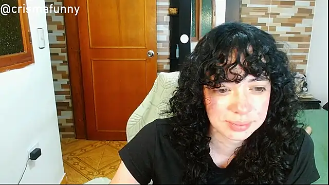 sajecrismaa's Live XXX Chat