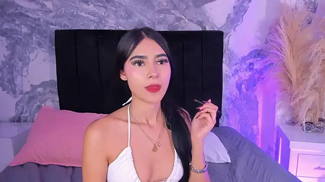 BellaaStorm live XXX chat