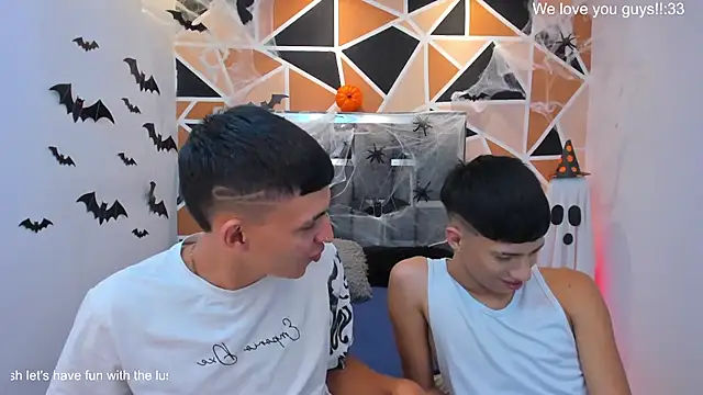 Juan_Nd_Steven's Live XXX Chat