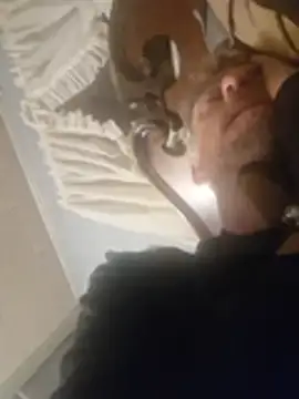 19JaSon83's Live XXX Chat