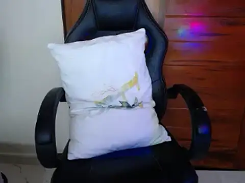 Apollo_21 Chat XXX live