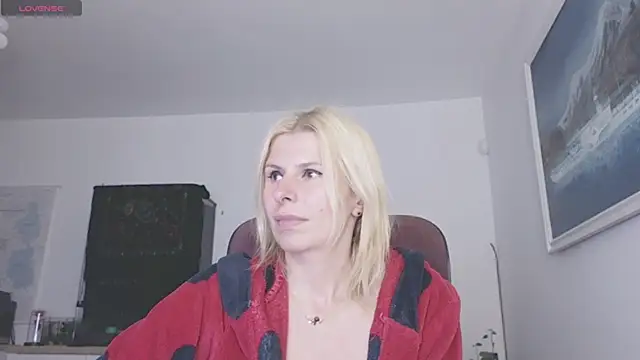 XXX chat uživo modela karmija