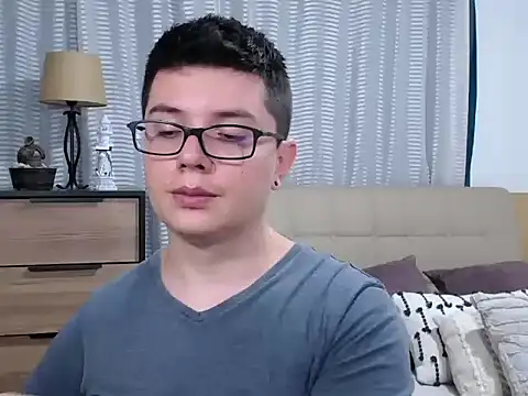 BlackFoXXX69 live XXX chat