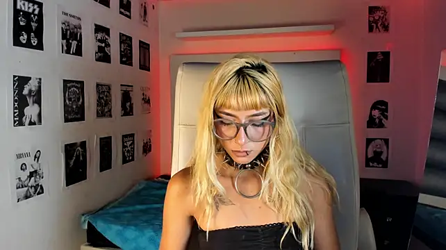 Czat XXX na żywo – adhalee_js