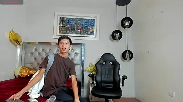 fem_danny7n Live XXX chat