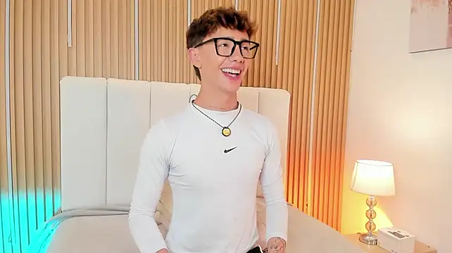 Chat +18 de Timothy_ros ao vivo