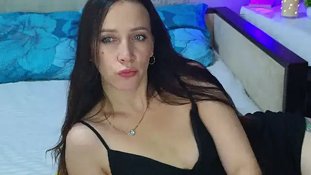 MonicaSweetx Live XXX-Chat