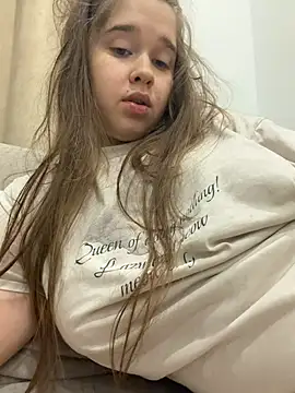 HornyGirlH's Webcam Show