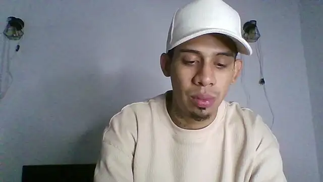 Chatroom XXX en direct de Ryan_Skyline_
