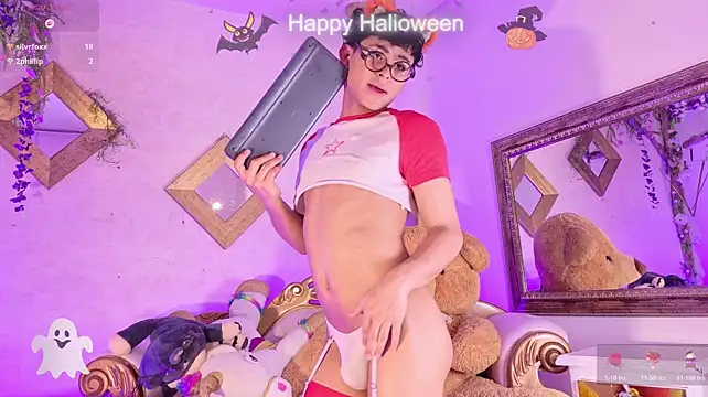 แชท XXX สดของ HungLatinoFemboy