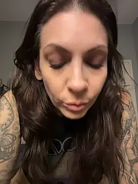 Czat XXX na żywo – BeautifulMesss